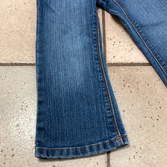 Old navy boot cut jeans, size 3T - Picture 3 of 7